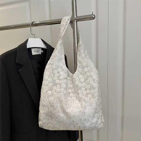 Women Sweet White Lace Daisy Embroidery Tote Bag Fresh Mesh Shoulder Bag Lightweight Floral Sheer Beach Shopping Handbag