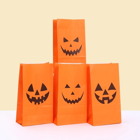 Halloween Orange Kraft Paper Gift Bag Pumpkin Face Pattern Candy Treat Packaging Bag Halloween Party Favor Supply