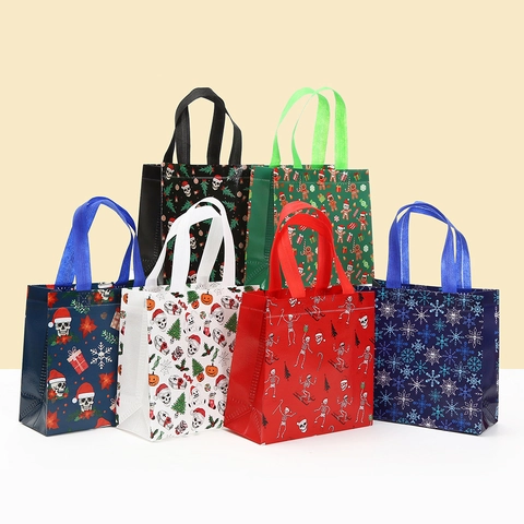 Bolsa de Regalo Gótica Laminada de Tela No Tejida Halloween Navidad Patrón Calavera Gorro de Papá Noel Bolsa de Compras