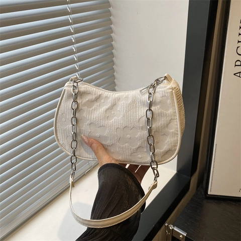 Vintage 3D Floral Jacquard Underarm Bag For Women Elegant Chain Strap Shoulder Bag Small Casual Minimalist Hobo Purse