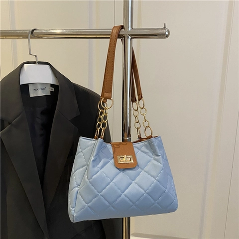 Dames Doorgestikte Schoudertas Met Ruitjespatroon PU Leer Tote Tas Met Metalen Draaislot Kettingriem Contrastkleur Handtas