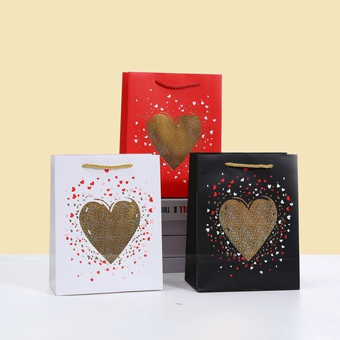 Valentinstag Geschenk Papiertüte Gold Bronzierung Herzmuster Handheld Einkaufstasche Für Hochzeit Jubiläum Party Geschenkbeutel