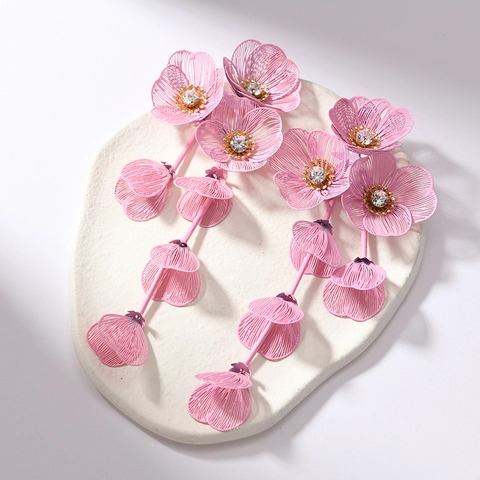 Orecchini a Bottone a Forma di Fiore Oversize di Design Con Nappa Lunga Perno in Acciaio Lega Maglia Metallica Verniciata Strass Orecchini Pendenti per Gioielli da Donna