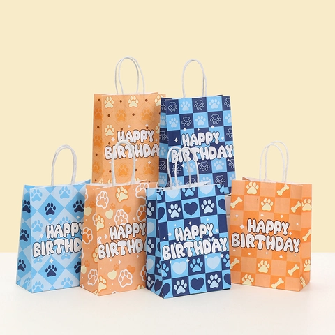Kraft Paper Gift Bag With Paw Print Bone Heart Pattern Happy Birthday Theme Portable Party Favor Handbag For Celebration