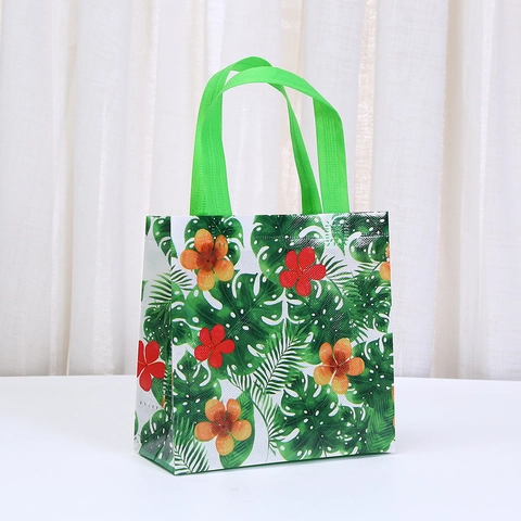 Hawaiian Tropical Plant Printed Non-Woven Tote Bag Waterproof Laminated Gift Packaging Bag For Birthday Party Shopping