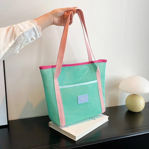 Women Mesh Tote Bag Large Capacity Color Block Breathable Polyester Mesh Shoulder Bag For Beach Fitness Swimming Shopping Travel