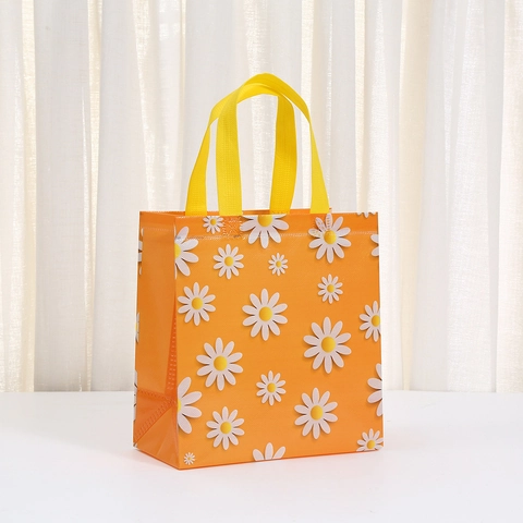 Daisy Pattern Non-woven Gift Bag Cute Floral Print Party Favor Candy Packaging Shopping Handbag With Portable Handles