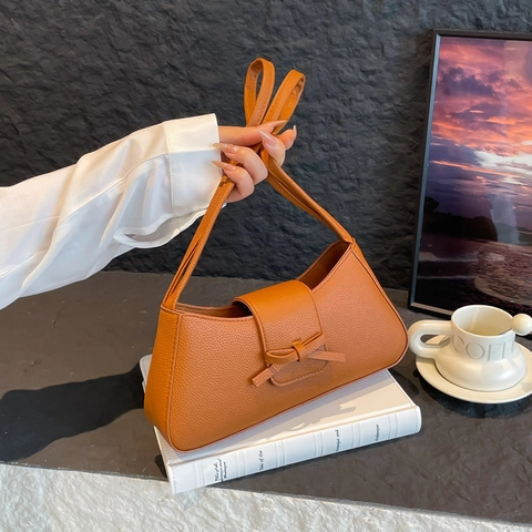Bolso de Axila de Moda para Mujer en Cuero PU Grano de Lichi con Decoración de Lazo Bolso de Hombro Baguette Minimalista Fiesta