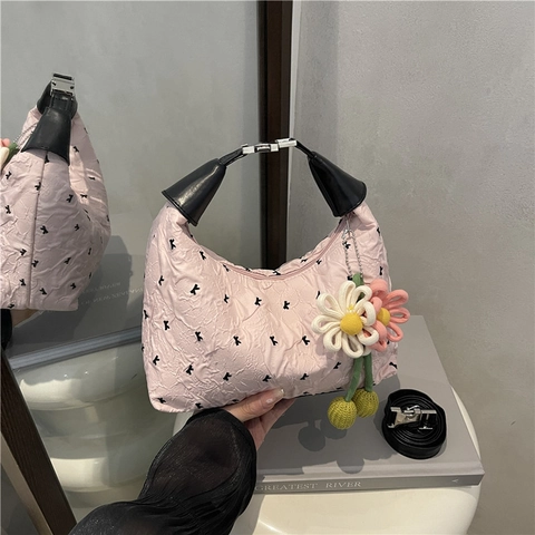 Borsa a Tracolla in Pelle PU Pieghettata da Donna Borsa a Mano Elegante Con Ciondolo a Fiore Intrecciato Borsa Urban Trendy