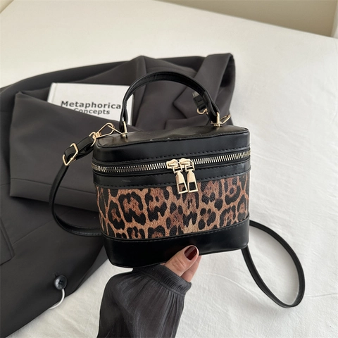 Vintage Leopard Print Patchwork Box Shoulder Bag For Women PU Leather Chic Small Square Crossbody Bag With Zipper Closure
