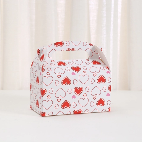 Heart Pattern Portable Gift Box White Cardboard Handle Packaging Box For Valentine's Day Wedding Party Cake Dessert Favor Box