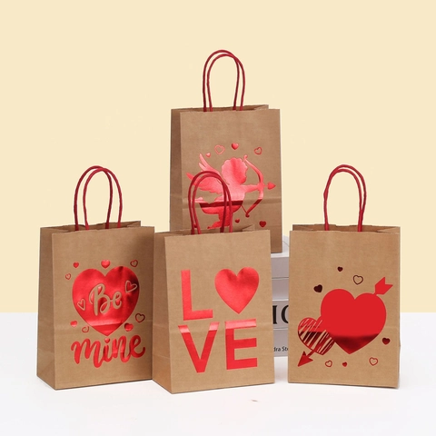 Romantic Bronzing Heart Kraft Paper Gift Bags With Handles Valentine Day Wedding Party Favor Packaging Brown Paper Shopping Bags Cupid Love Pattern