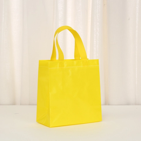 Waterproof Non-Woven Fabric Tote Bag Solid Color Laminated Reusable Shopping Bag Portable Party Favor Gift Wrap Bag
