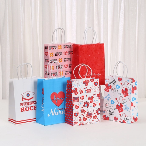 Nurse Day Gift Paper Bags With Handles Cartoon Heart Stethoscope Medical Theme Party Favor Bags For Nurse Graduation