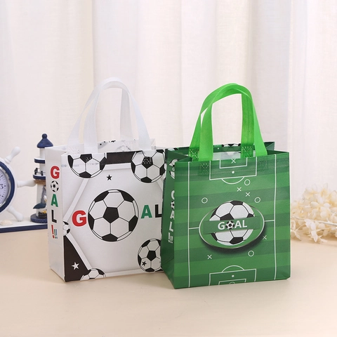 Non-woven Football Party Gift Bag Printed Sporty Handle Bag Waterproof Shopping Bag For Birthday Party Gift Wrapping