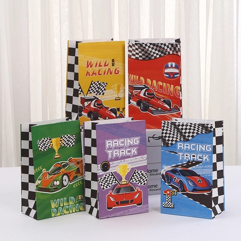 Sacchetti Regalo in Carta Kraft Stampati Con Auto da Corsa Con Bandiere a Scacchi Tema Pista da Corsa Dinamica Borse per Feste di Compleanno