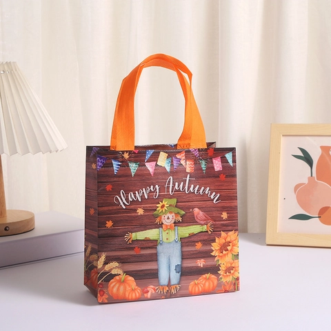 Happy Thanksgiving Non-Woven Laminated Gift Bags With Handles For Autumn Harvest Party Favors Pumpkin Turkey Pattern