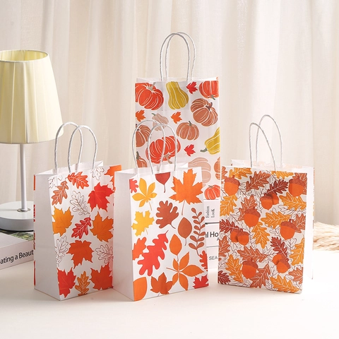 Thanksgiving Autumn Maple Leaf Pumpkin Acorn Kraft Paper Gift Bags With Twist Handles For Party Favors Shopping Packaging
