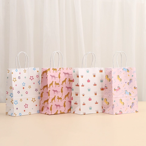 Bolsas de Regalo de Papel con Patrón de Animales de Dibujos Animados con Asas para Embalaje de Regalos de Cumpleaños de Fiesta Estampado de Estrella Corona Leopardo Unicornio Bolsa de Cartón Kraft