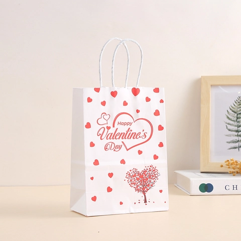Valentine's Day Kraft Paper Gift Bags Heart Print Party Favor Bags With Handles For Holiday Gift Wrapping Candy Shopping Bags