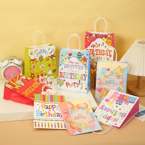 Birthday Party Kraft Paper Gift Bags Handheld Cartoon Balloon Cake Pattern Party Favor Packaging Bags For Kids Celebration