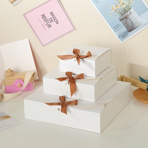 Gift Wrapping Boxes