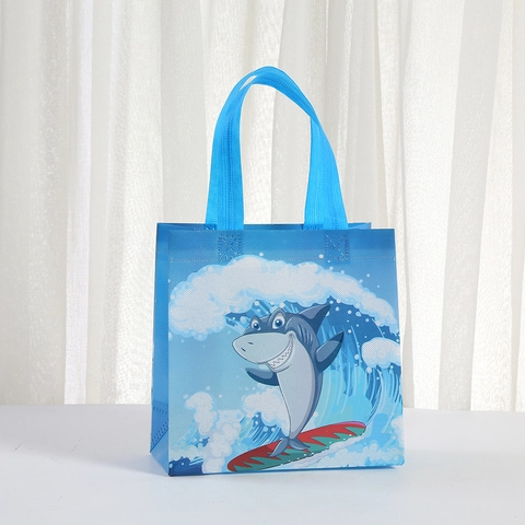 Borsa Totale in Tessuto non Tessuto con Stampa Squalo Cartone Animato Pieghevole per Confezione Regalo Festa di Compleanno Bambini