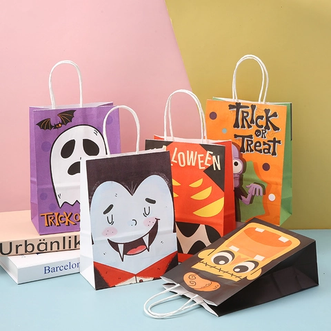 Halloween Kraft Paper Gift Bags Cartoon Ghost Vampire Monster Portable Trick Or Treat Party Favors Candy Handheld Bags