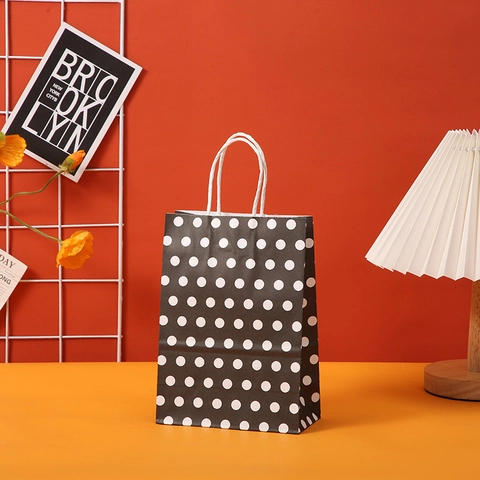 Colorful Polka Dot Paper Gift Bags With Handles Kraft Paper Packaging Bags For Birthday Party Wedding Favors Shopping Bags