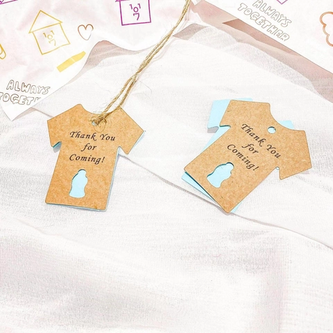 Cartellini Regalo per Baby Shower Carta Kraft Forme Abbigliamento Impronte Etichette Grazie Con Corda di Canapa Festa