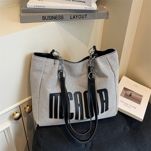 Borsa Tote in Tela da Donna a Grande Capacità Borsa a Tracolla Minimalista Urbana Con Tracolla a Catena Stampa di Lettere Casual