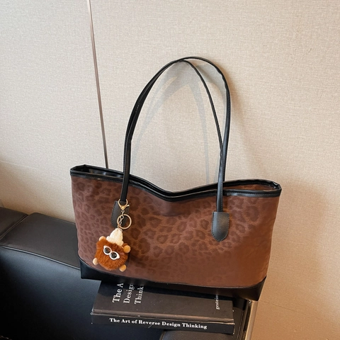 Women Vintage Leopard Print Suede Tote Bag Large Capacity Commuter Shoulder Bag With Plush Monster Pendant Handbag