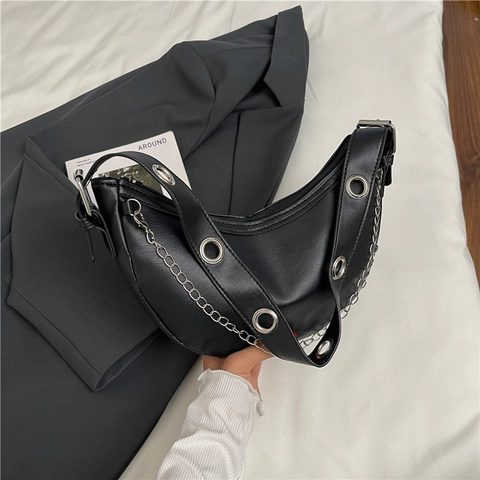 Damen Fashion PU Leder Halbmond Hobo Tasche Mit Silberner Kette Und Ösenriemen Retro Punk Achsel Schultertasche Schwarz
