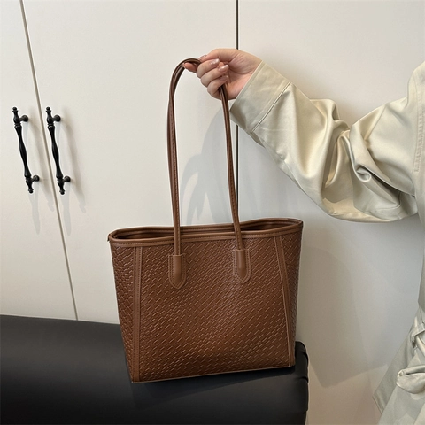 Borsa Tote da Donna di Grande Capacità in Pelle PU Tracolla Pendolare Minimalista Elegante Trama Intrecciata Shopping Bag