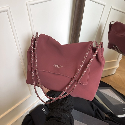 Bolso de Hombro para Mujer de Cuero PU con Cadena Gran Capacidad Minimalista Color Sólido Solapa Bolso Tote Viajero Moda Bolso de Axila