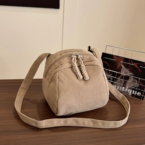 Casual Women Corduroy Shoulder Crossbody Bag Shell Bag With Woven Zipper Pull Large Capacity Versatile Daily Travel Handbag