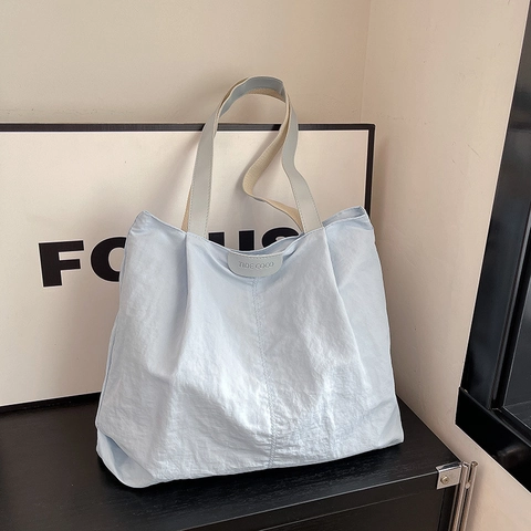 Borsa Tote in Nylon Plissettata a Grande Capacità Borsa a Tracolla Minimalista Retrò Per Donna Urban Daily Pendolare