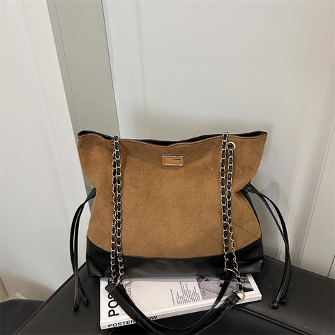 Dames Grote Capaciteit Ruit Gewatteerd Tote Tas Retro Suède PU Leder Ketting Schoudertas Voor Pendelen Reizen Winkelen