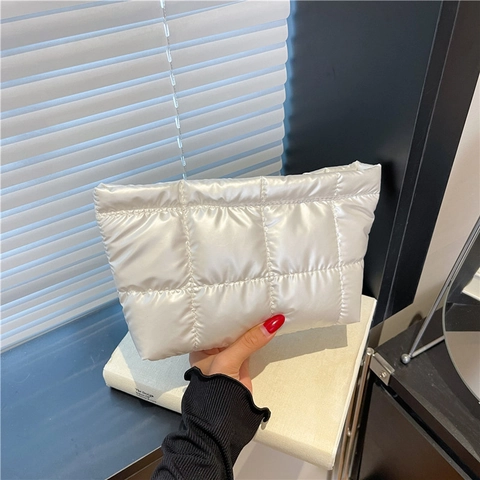 Pochette Trapuntata Minimalista da Donna in Pelle PU Borsa per Cosmetici Quadrata Imbottita Borsa a Mano Leggera e Versatile