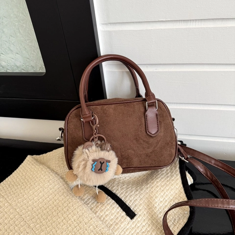 Borsa da Bowling in Flanella Retrò Americana da Donna Con Ciondolo a Forma di Pecora di Peluche Piccola Borsa a Tracolla