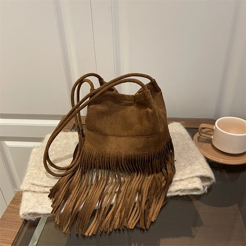 Bolso Bombonera de Gamuza Sintética para Mujer con Borlas Estilo Bohemio Flecos Bolso de Hombro Vintage Color Sólido