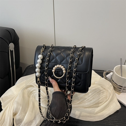 Bolso de Hombro Acolchado de Celosía de Diamante para Mujer Cuero PU Correa de Cadena Decoración de Perlas Artificiales Bolso Cruzado Pequeño Cuadrado Elegante