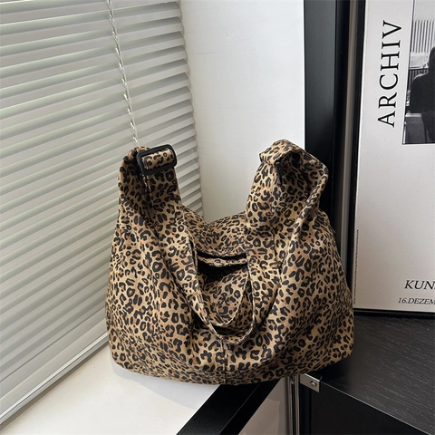 Borsa a Spalla da Donna in Tela con Stampa Leopardata Grande Capacità Hobo Tote per Pendolarismo Scuola Tracolla Regolabile