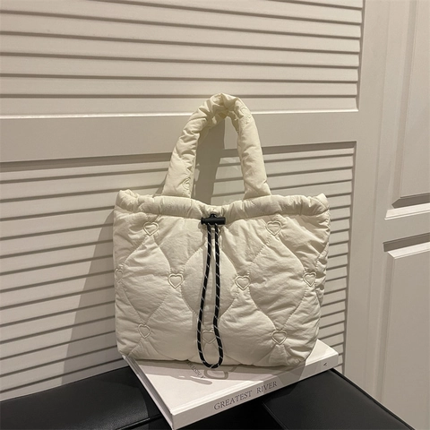 Women's Quilted Heart Pattern Tote Bag Large Capacity Nylon Puffy Handbag For Commute Daily Casual Drawstring Shoulder Bag