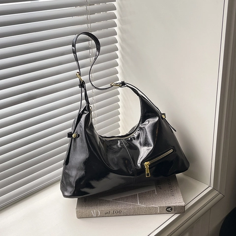 Large Glossy PU Leather Hobo Shoulder Bag For Women Fashion Solid Color Tote With Front Zipper Pocket Gold Hardware Bag