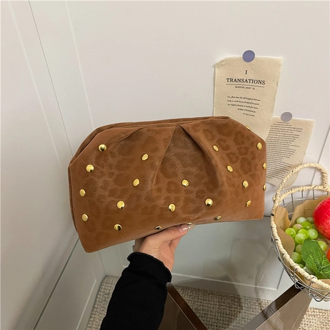Women's Leopard Print Rivet Cloud Clutch Bag Fashion Pleated Handbag Urban Simple Style Ladies Evening Purse Ladies Envelope Bag