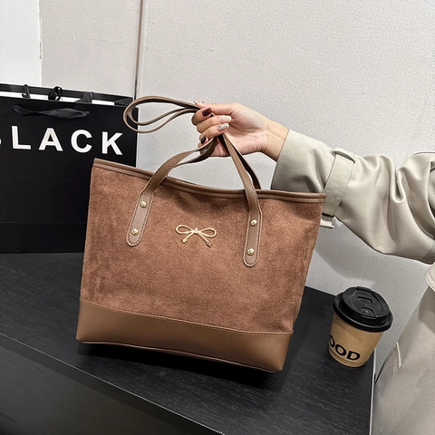 Borsa Tote da Donna in Pelle PU di Grande Capacità Con Fiocco Dorato Texture Scamosciata Patchwork Borsa a Spalla Casual Pendolare Borsa a Mano