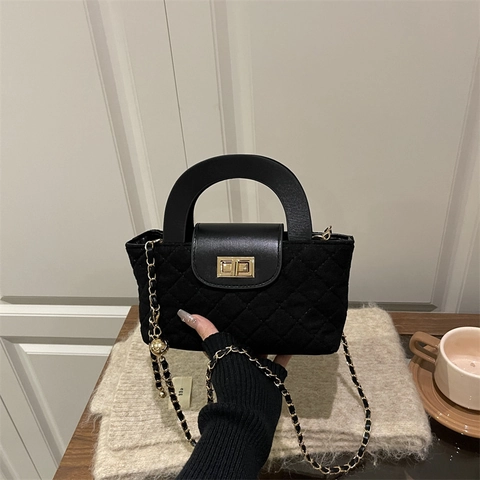 Damen Gesteppte Umhängetasche Mit Kontrast-Handgriff Gold Drehverschluss Metallkette Schultertasche Mit Verstellbarem Goldball
