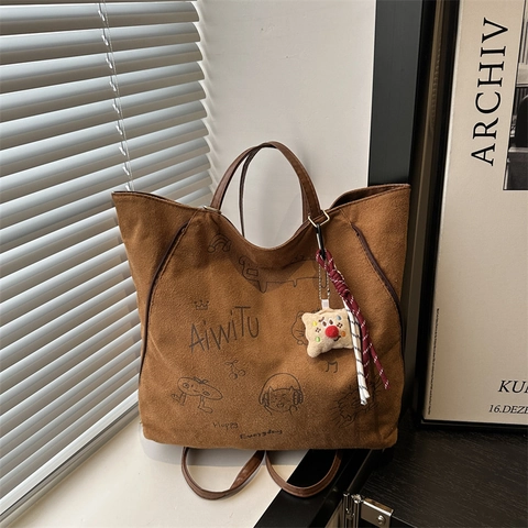 Borsa Tote da Donna in Tela e Scamosciato Grande Capacità con Stampa Scarabocchio Cartoon Hand Drawn Tracolla con Ciondolo Peluche
