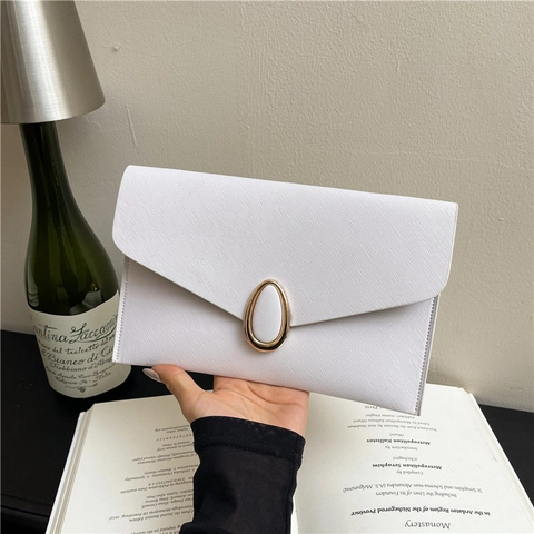 Bolso de Mano Tipo Sobre de Cuero PU para Mujer Gran Capacidad Color Sólido Bolso de Noche Hebilla de Metal Dorado Moda